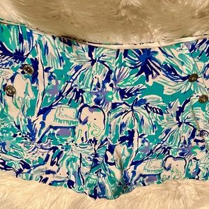 Lilly Pulitzer Stretchy Shorts Size 6